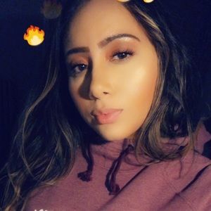 Meet your Posher, Leandra